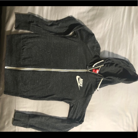 Nike jacket - Picture 1 of 5